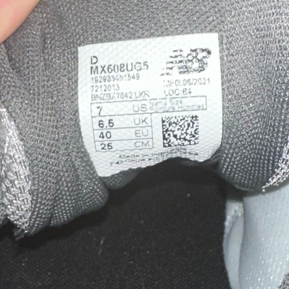 New Balance 608 - Picture 6 of 7